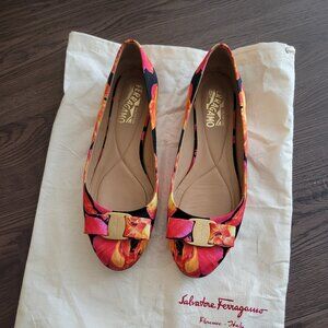 Salvatore Ferragamo Varina, Floral